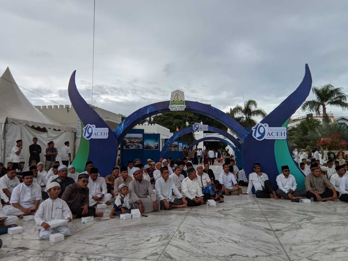 Ratusan Warga Berdoa Bersama Peringati 19 Tahun Tsunami Aceh