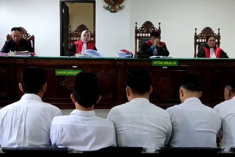 Pembuat dan Pemilik Senpi ilegal di Bengkulu divonis penjara oleh majelis hakim pada, Rabu (8/11/2023)