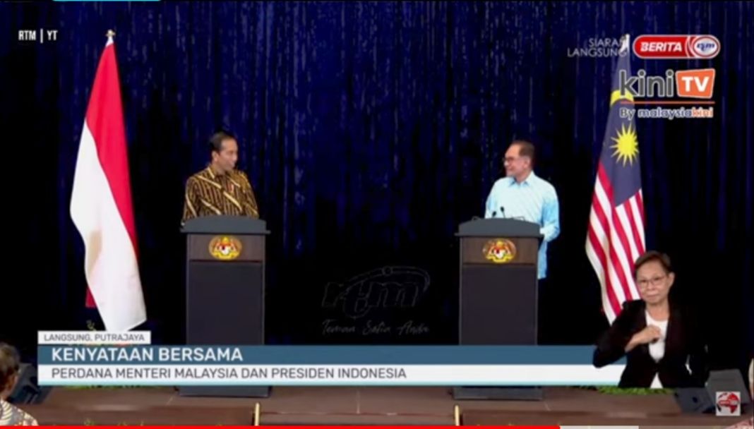 Jokowi-Anwar Ibrahim Sepakati Mekanisme Bilateral Penyelesaian Masalah PMI