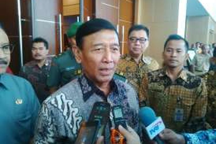 Menkopolhukam Wiranto di Surabaya, Jumat (11/11/2016).