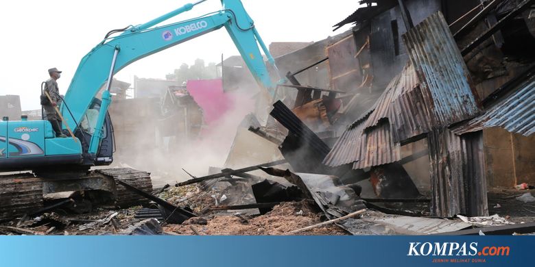 Gubernur Wiyogo Atmodarminto Menggusur yang Menghambat Pembangunan