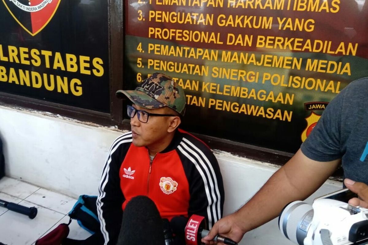Tedi Pardiyana, suami mendiang Lina Jubaedah kembali dimintai keterangan penyidik Polrestabes Bandung.