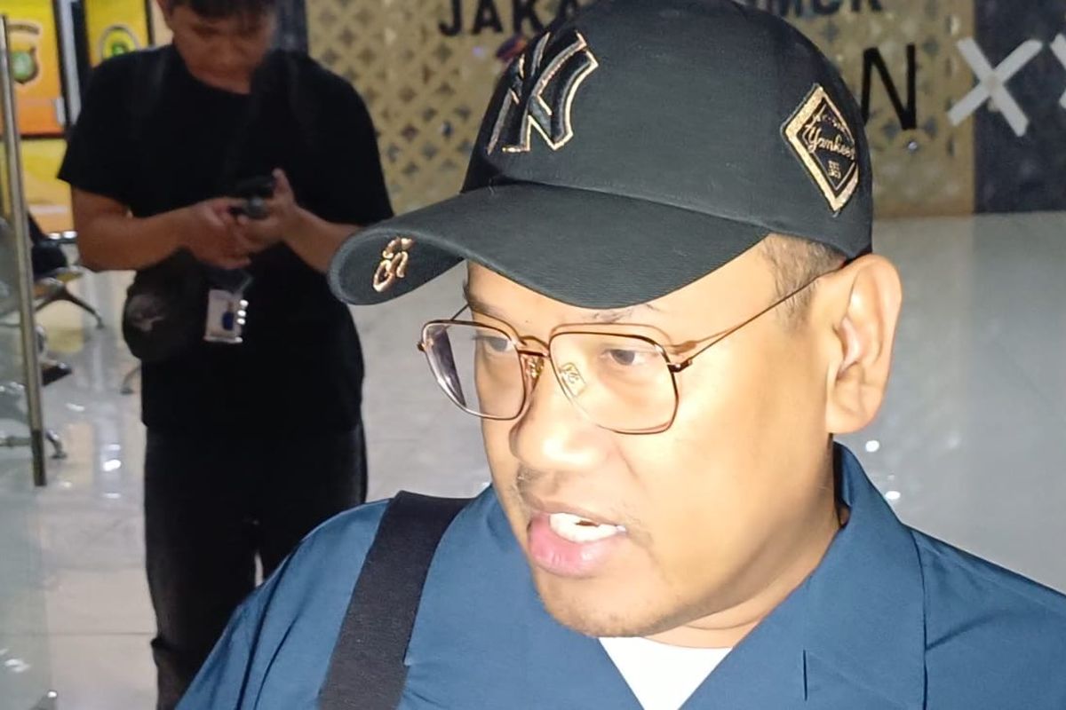 Uya Kuya Laporkan Netizen ke Polisi Soal Isu 750 Dapur MBG, Tegaskan Bukan Miliknya
