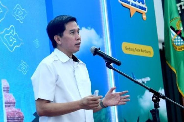 Pelaksana harian (Plh) Sekda Provinsi Jawa Barat Mohammad Taufiq Budi Santoso memberikan keterangan dalam acara Beja di Gedung Sate Bandung, Selasa (9/1/2024).  