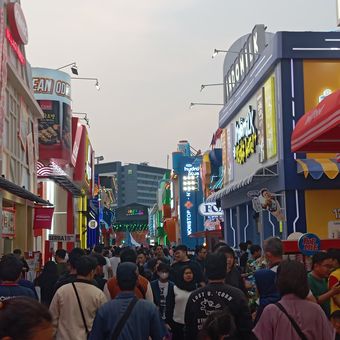 Suasana PRJ Kemayoran Jakarta Pusat, Jumat (21/6/2024).