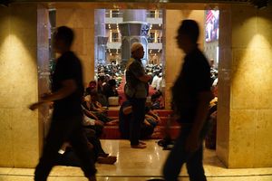 Survei LSI Nyatakan 97 Persen Responden Merasa Bebas Menjalankan Agama