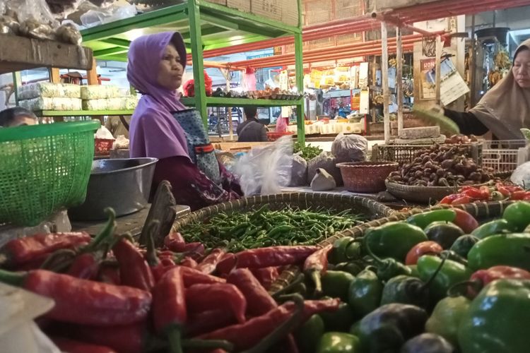 Jelang Ramadan harga bawang merah dan cabai mulai melonjak naik di beberapa pasar di Kabupaten Bandung