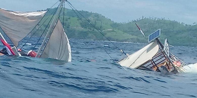 ini semua foto-foto kapal phinisi Bali milik Hotel Plataran Resort Komodo Labuan Bajo yang muat wartawan istana tenggelam. (Foto Istimewa/HANDOUT)