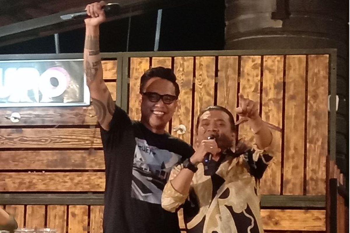 Gofar Hilman dan Didi Kempot dalam acara Ngobam di Wedangan Gulo Klopo, Kartosuro, Minggu (14/7/2019).