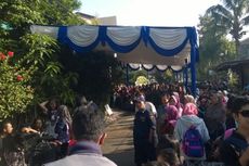 Banyak Warga ke Rumah Duka Olga, Arus Lalu Lintas di Jalan Kolonel Sugiono Tersendat