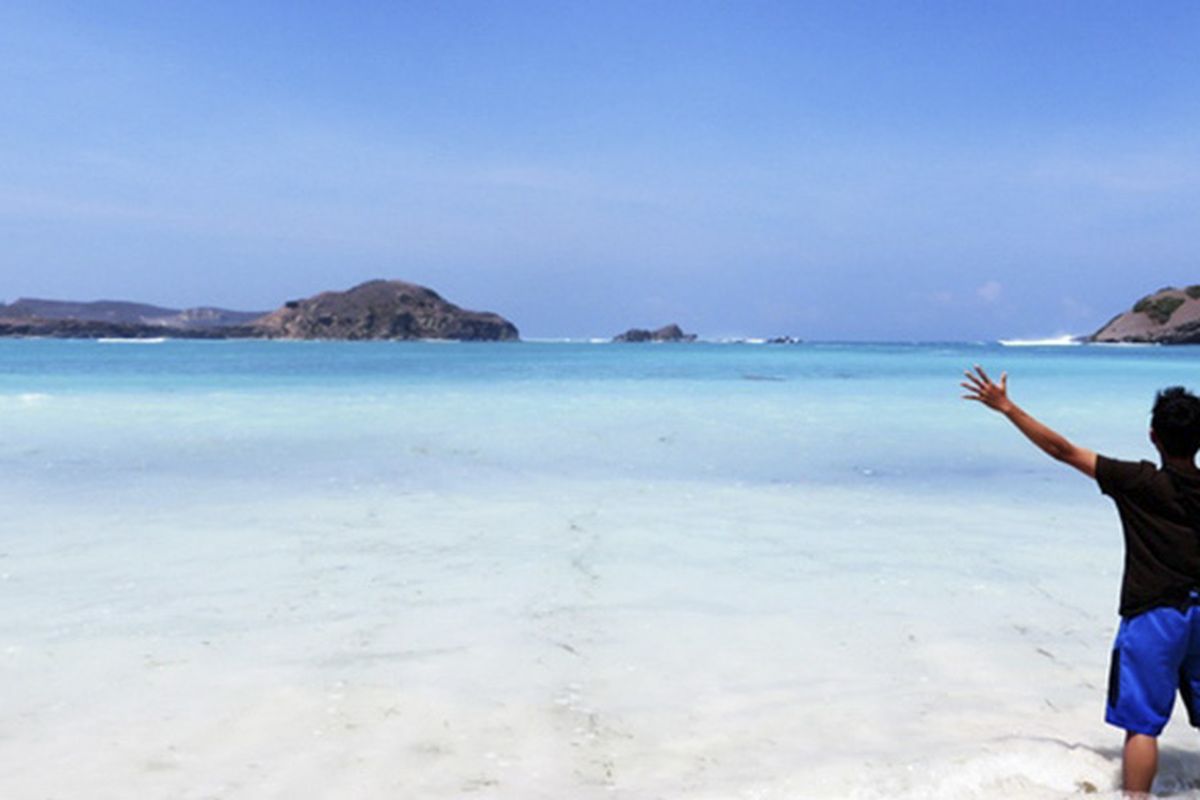 Pantai Tanjung Aan di Lombok, NTB (Kompas.com/Anggara Wikan Prasetya)