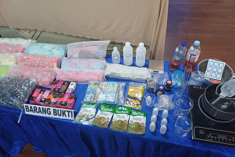 Modus Bumbu Dapur, WNA di Ancol Jakut Selundupkan Bahan Baku Vape Etomidate dari Tiongkok