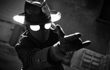 Penampakan Perdana Nicolas Cage sebagai Spider-Noir versi Live-action