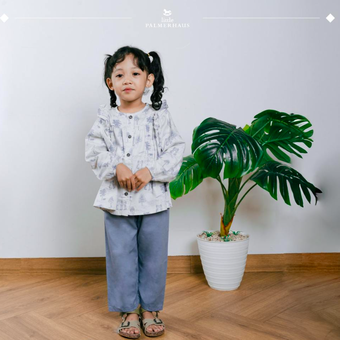 Namira Tunic Set dari merek Little Palmerhaus, model baju Lebaran 2024 anak perempuan
