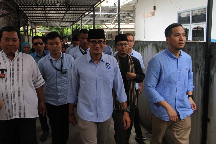 Calon Wakil Presiden nomor urut 02 Sandiaga Salahudin Uno saat berkunjung di Palembang, Sumatera Selatan, Jumat (17/5/2019).