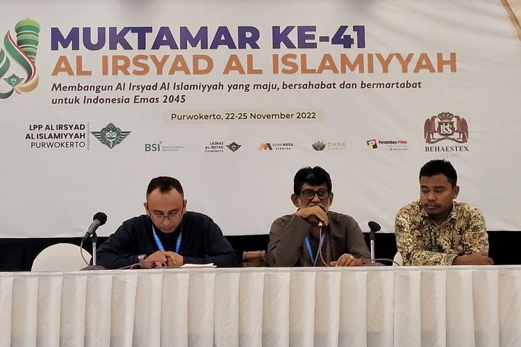 Konferensi pers Muktamar ke-41 Al Irsyad Al Islamiyyah di Purwokerto, Kabupaten Banyumas, Jawa Tengah, Kamis (24/11/22).