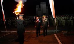 Gubernur Andi Sudirman Hadiri Renungan Suci 78 Tahun Kemerdekaan Indonesia