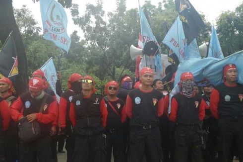 Terima Surat dari Dua Menteri soal UMP, Ahok Tak Akan Kompromi dengan Buruh