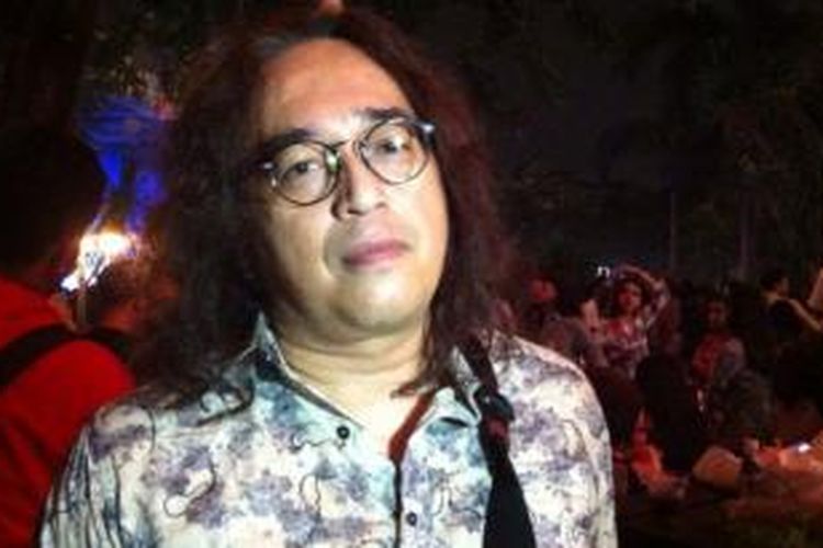 Romulo Radjadin atau Lilo KLa Project hadir dalam Konser Rock The Vote, di Rolling Stone Cafe, Jalan Ampera Raya, Jakarta Selatan, Rabu (11/6/2014).