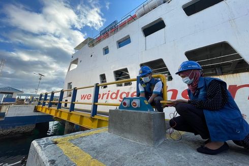Pasok Energi Bersih, PLN Bangun 59 Anjungan Listrik Mandiri di Pelabuhan Rakyat pada 2022