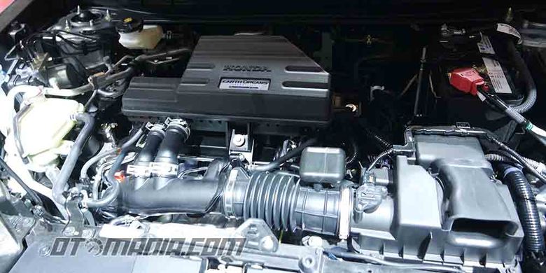 Honda All-New CR-V menggunakan mesin 1.5L Turbo bertenaga 190 PS dan torsi 240 Nm.
