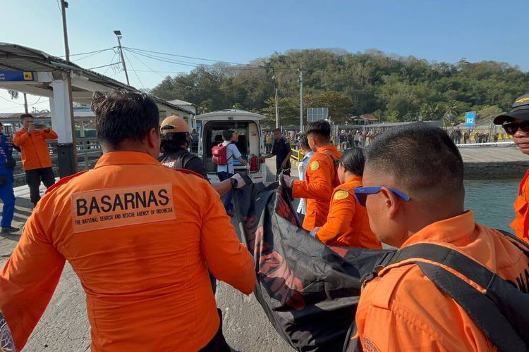 Jenazah Mengambang di Pelabuhan Lembar, SAR: Bukan Korban KMP Putri Yasmin
