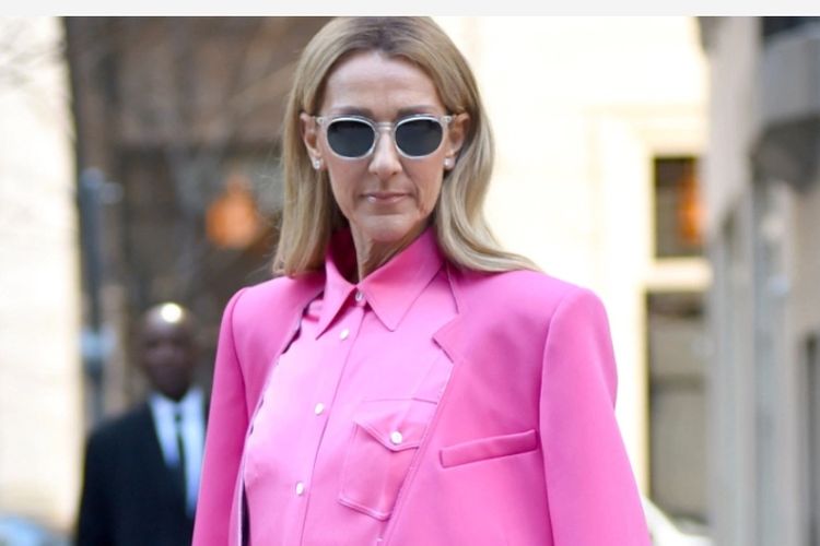 Celine Dion Pamerkan Gaya Sederhana Saat Thanksgiving di Kanada