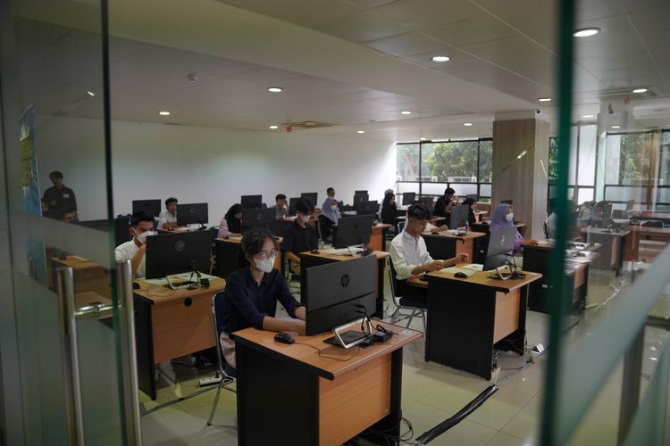 Ilustrasi UTBK SNBT di Pusat UTBK ITB.