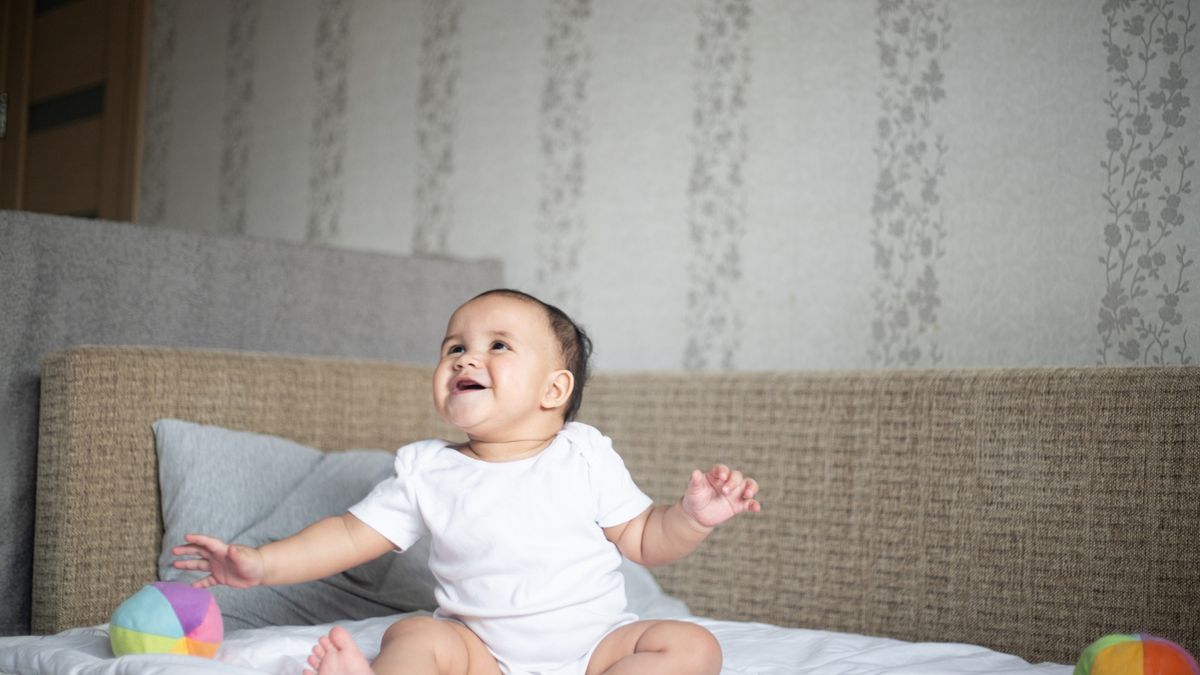 Cuaca Ekstrem, Para Orang Tua di Inggris Sewa Hotel Ber-AC demi Keselamatan Bayi