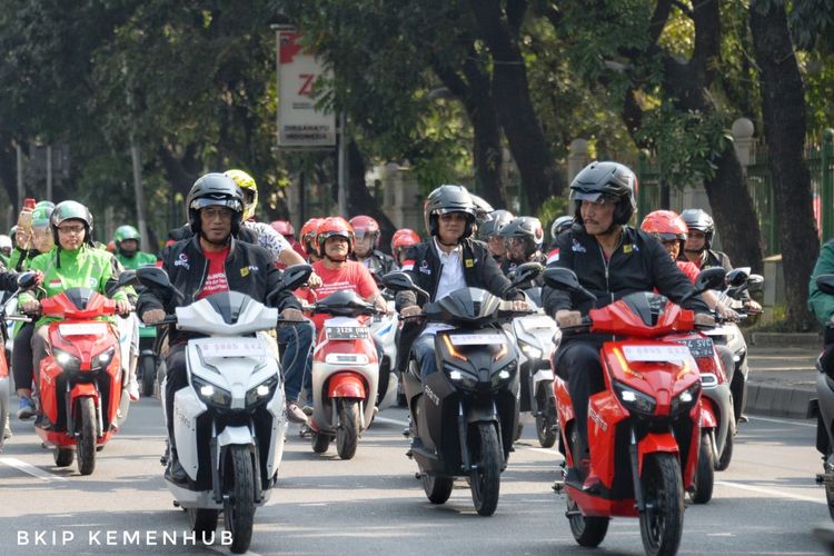 Menteri Perhubungan Budi Karya Sumadi