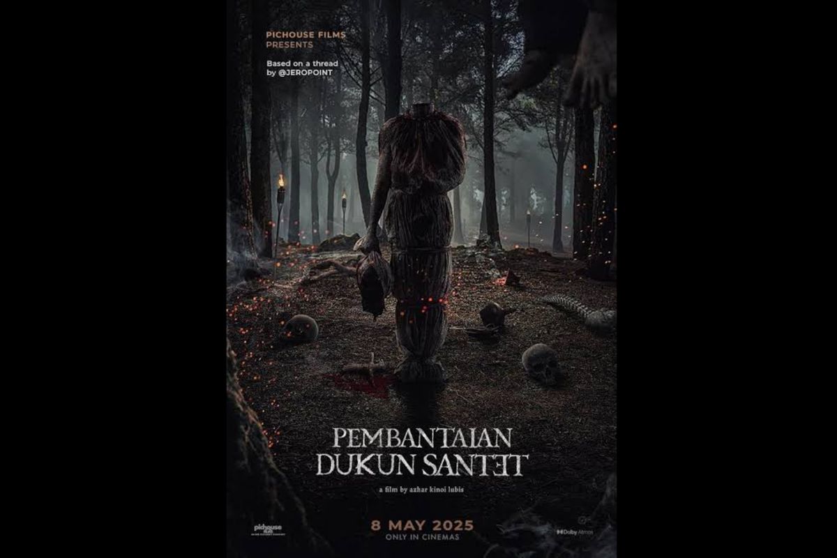 Film terbaru dari Pichouse yang berjudul Pembantaian Dukun Santet baru saja tayang di bioskop-bioskop di Indonesia.