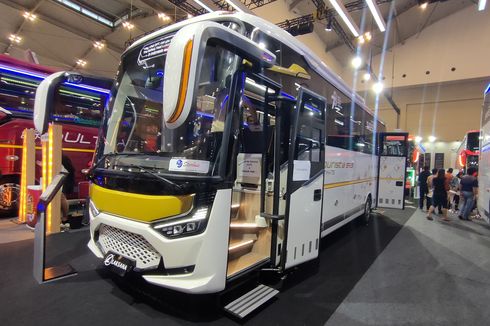 PO Starbus Luncurkan Bus Pariwisata Baru di GIIAS 2023