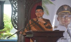 Bukan Wacana, Bupati Faiz Pastikan 2.000 Perangkat Desa di Batang Terima Dana Pensiun