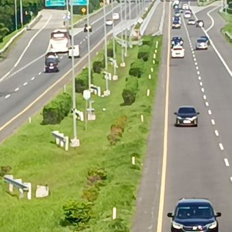 Situasi arus balik kendaraan di Tol Cipali siang ini H+2 Lebaran ( FOTO : KOMPAS.com /Ahya Nurdin)