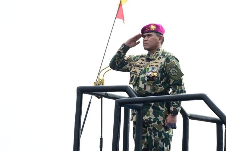 Kepala Staf TNI Angkatan Laut (KSAL) Laksamana Muhammad Ali dalam perayaan hari ulang tahun ke-78 korps marinir sekaligus serah terima jabatan Komandan Korps Marinir di Bhumi Marinir, Cilandak, Jakarta, Rabu (15/11/2023).
