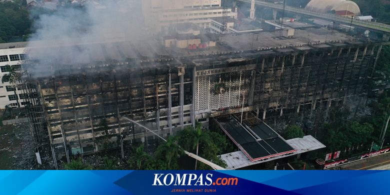 Menanti Penetapan Tersangka Kebakaran Gedung Utama Kejagung...