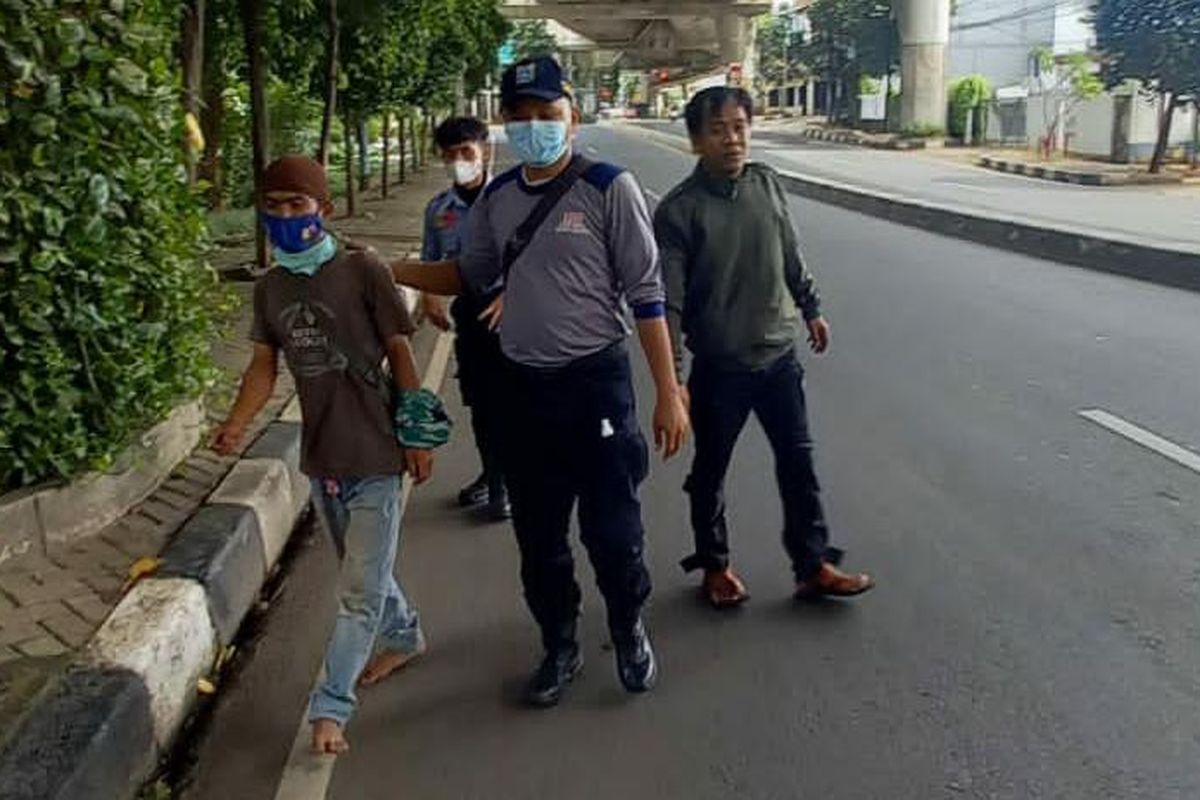 Suku Dinas Sosial (Sudinsos) Jakarta Selatan melalui petugas Pelayanan, Pengawasan dan Pengadilan Sosial (P3S) menjaring 157 Pemerlu Pelayanan Kesejahteraan Sosial (PPKS). 