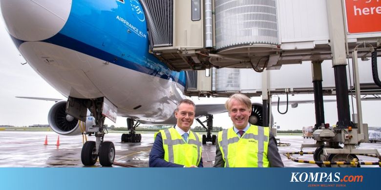 Wah, Ini Garbarata Pesawat Ganda Pertama di Dunia!