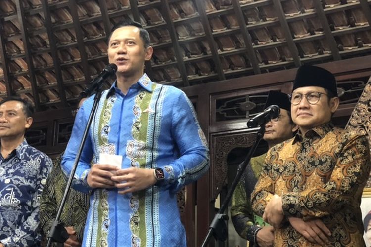 Ketua Umum Partai Demokrat Agus Harimurti Yudhoyono (AHY) dan Ketua Umum PKB Muhaimin Iskandar di Puri Cikeas, Bogor, Jawa Barat, Rabu (3/5/2023). 