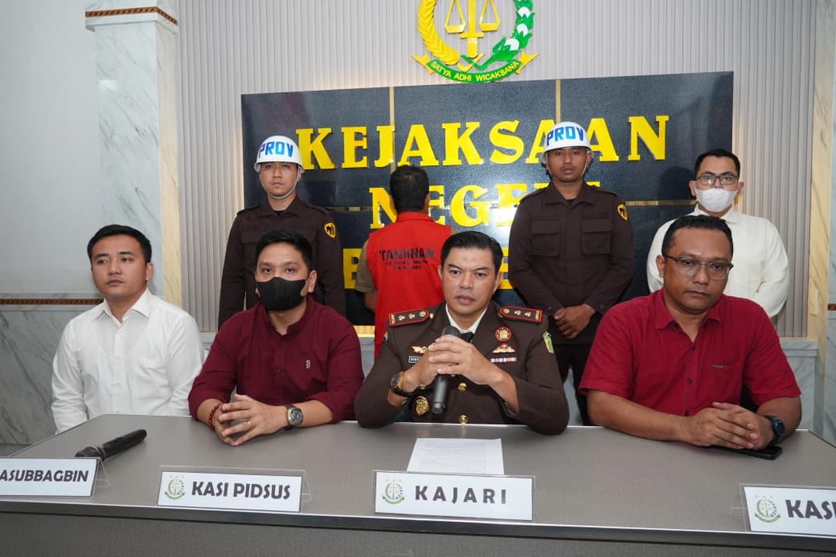  Kejaksaan Batubara menetapkan dua tersangka baru kasus korupsi realiasi dana belanja tak terduga (BTT) Dinas Kesehatan (Dinkes) Kabupaten Batubara, Selasa (2/9/2025)