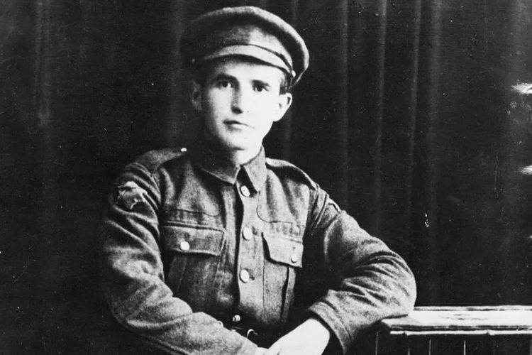 Ben Gurion sebagai prajurit di Angkatan Darat Inggris ketika ia menjadi anggota batalion Yahudi pasukan Allenby di Palestina pada Perang Dunia Pertama.