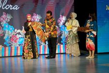 Diperagakan Istri Ganjar Pranowo, Batik Blora Tampil Memukau di SFT 2022