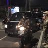 Jalan Bulungan Ditutup, Pengendara Mobil Tabrak Pembatas Jalan, lalu Marahi Satpam dan Satpol PP
