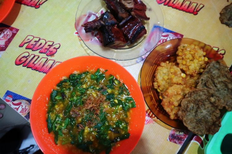 Bubur Manado di Jalan Wakeke