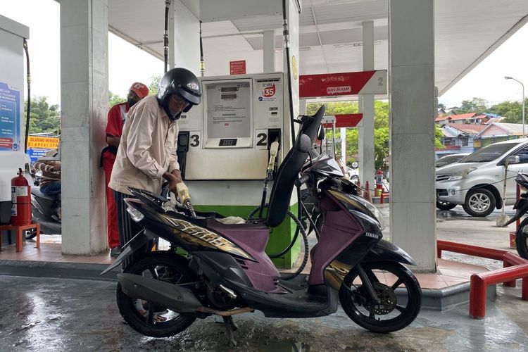 Kritik Penjadwalan Pertalite di Balikpapan, Pengamat Ekonomi: Bukan Masyarakat yang Bermasalah!