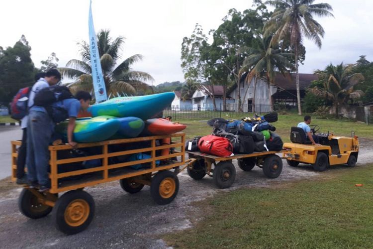 Tim Ekspedisi Bumi Cenderawasih tiba di Papua.