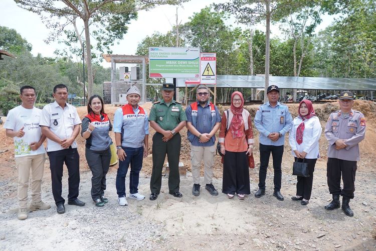 Pertamina Hulu Energi (PHE) Subholding Upstream melalui Pertamina EP Prabumulih Field memberdayakan masyarakat di Desa Wisata Danau Shuji Lembak, Kecamatan Lembak, Kabupaten Muara Enim, Sumatera Selatan.