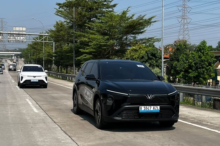 Impresi Awal Jajal Mobil Listrik Vinfast MPV 7