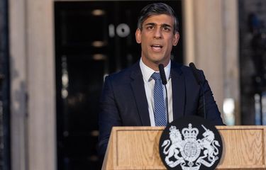 Rishi Sunak, Mantan PM Inggris Kini Jadi "Karyawan" Microsoft dan Anthropic