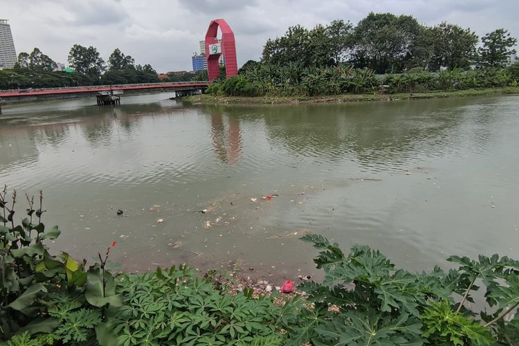 KLH Belum Ungkap Pemeriksaan Air Sungai Cisadane Tercemar Pestisida